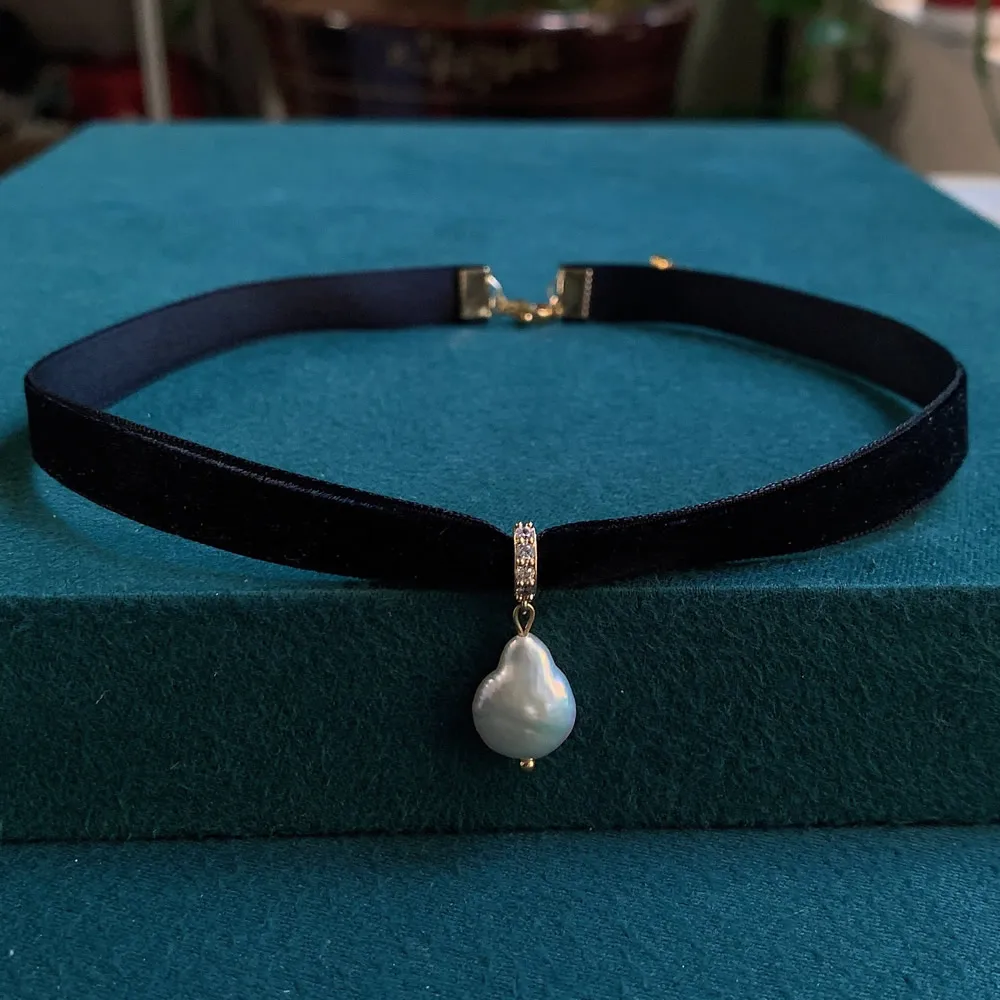 Pearl Choker Necklace Vintage - Czarny aksamitna wstążka Choker nieregularny Waterdrop