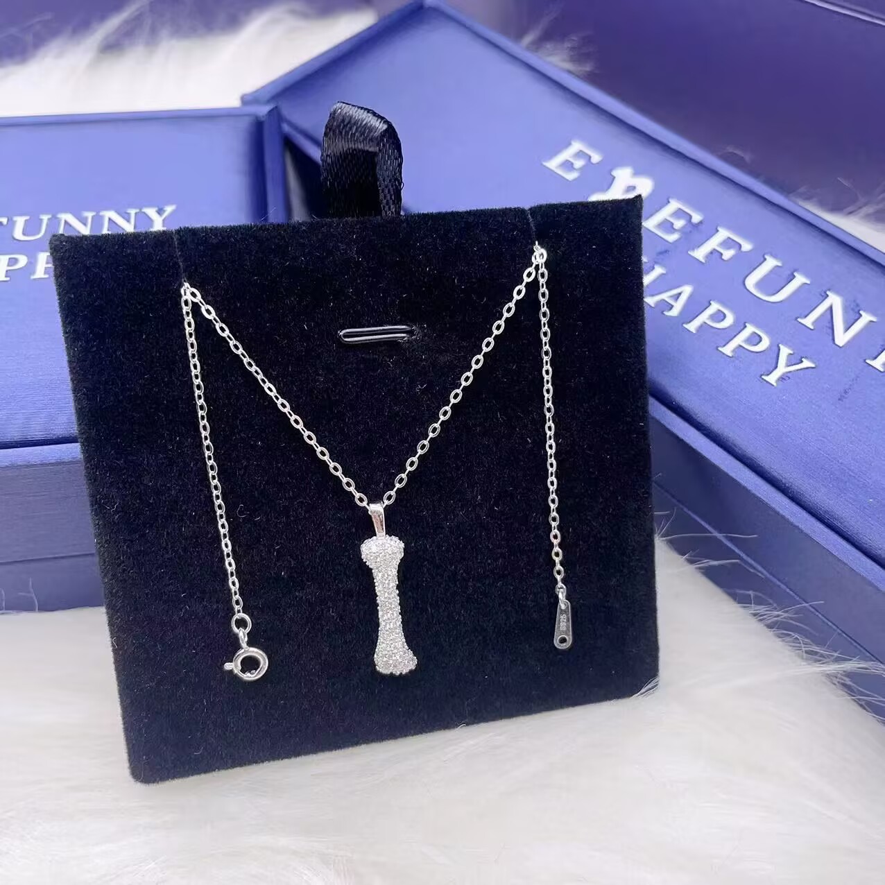 Anime Pendant Necklace - Wersja ulepszona! Naszyjnik Wang Yibo ze