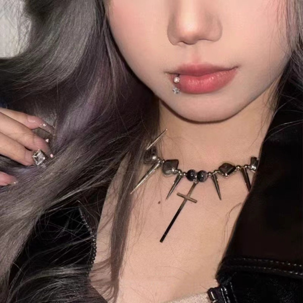 Goth Punk Spike Choker - Naszyjnik Y2K Subkultura z kolcami, nitami,