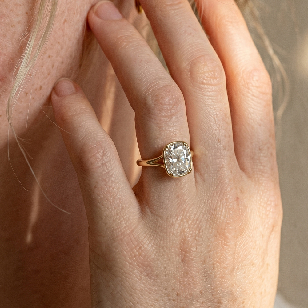 Pierścionek ze srebra próby S9 – Moissanite Engagement Ring 1 Carat recenzja i cena
