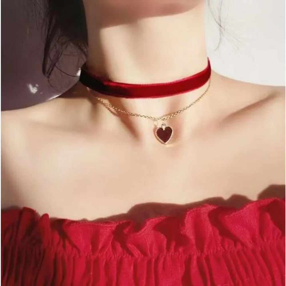 Wielowarstwowy czarny naszyjni – Layered Pendant Necklace Aesthetic recenzja i cena